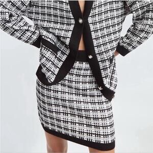 Aritzia Babaton Salvatore Italian Merino Wool Tweed Knit Skirt Black White Large